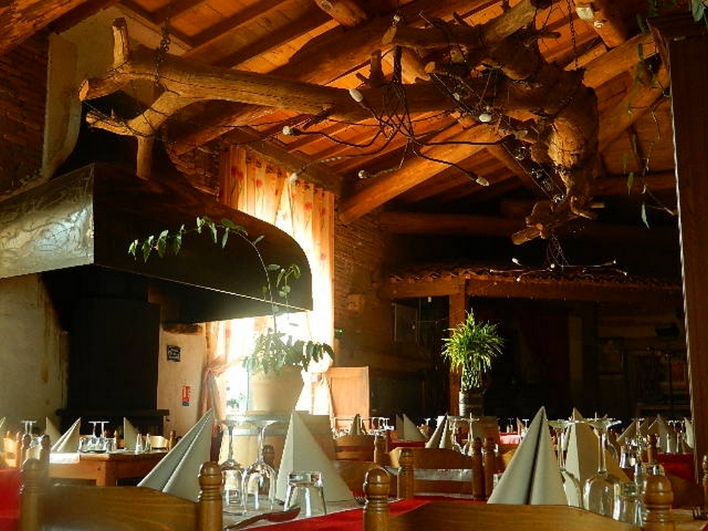 L’ALCOVE HOTEL RESTAURANT