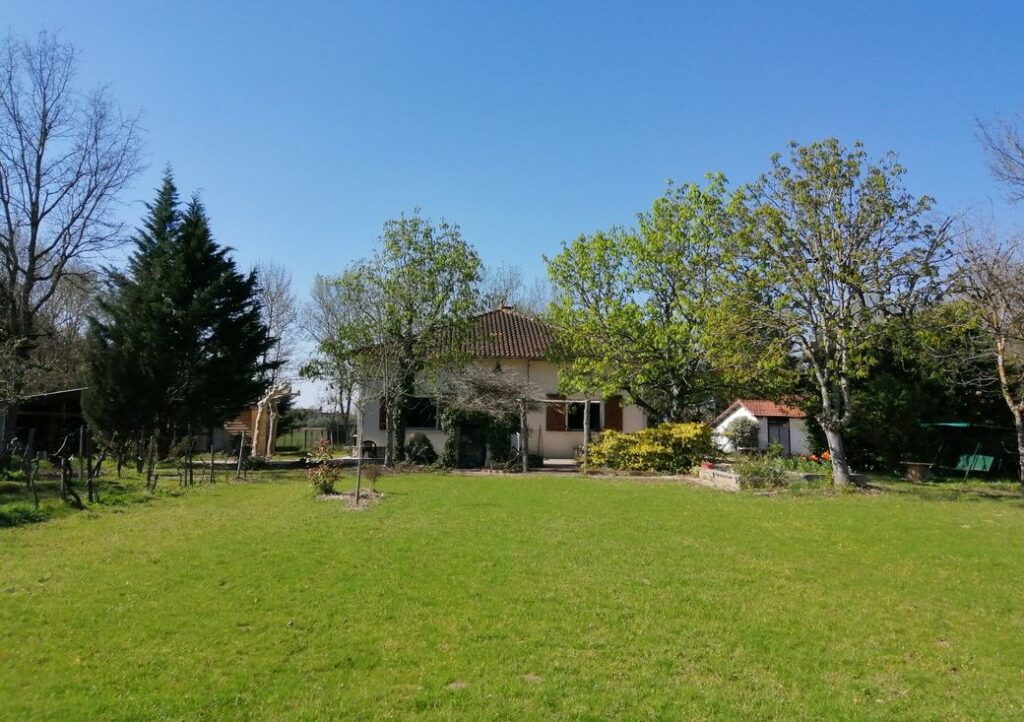 MAISON DE CAMPAGNE